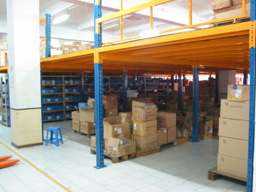 Ciężarowa pojemność na obciążenia Przemysłowe Piętra Mezzanine z podłogą ze stali / posadzki